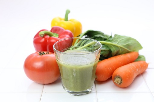 greensmoothie01.jpg