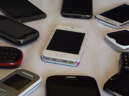 iphone01.jpg